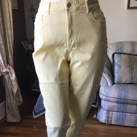 NWT A E Stretch slim leg jeans, Ank… - Picture 4 of 10